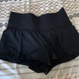 Lulu lemons shorts